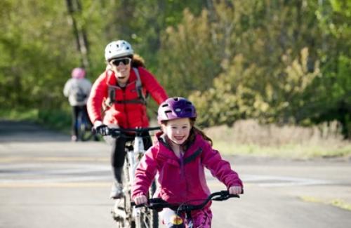 kids biking