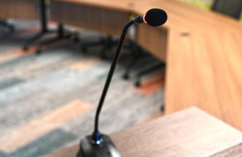 Microphone in City Hall